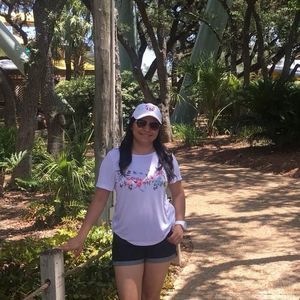 Meet your Posher, Lucy